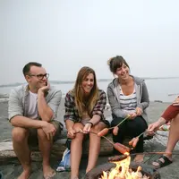 Oranng-orang dari tiga zodiak ini selalu beri kesan terbaik saat berkenalan dengan calon mertua. (Sumber foto: elitedaily.com)