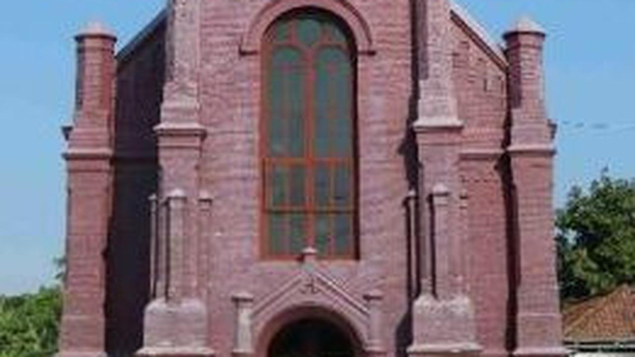 Berusia 119 Tahun, Intip Keistimewaan Gereja Merah Kediri