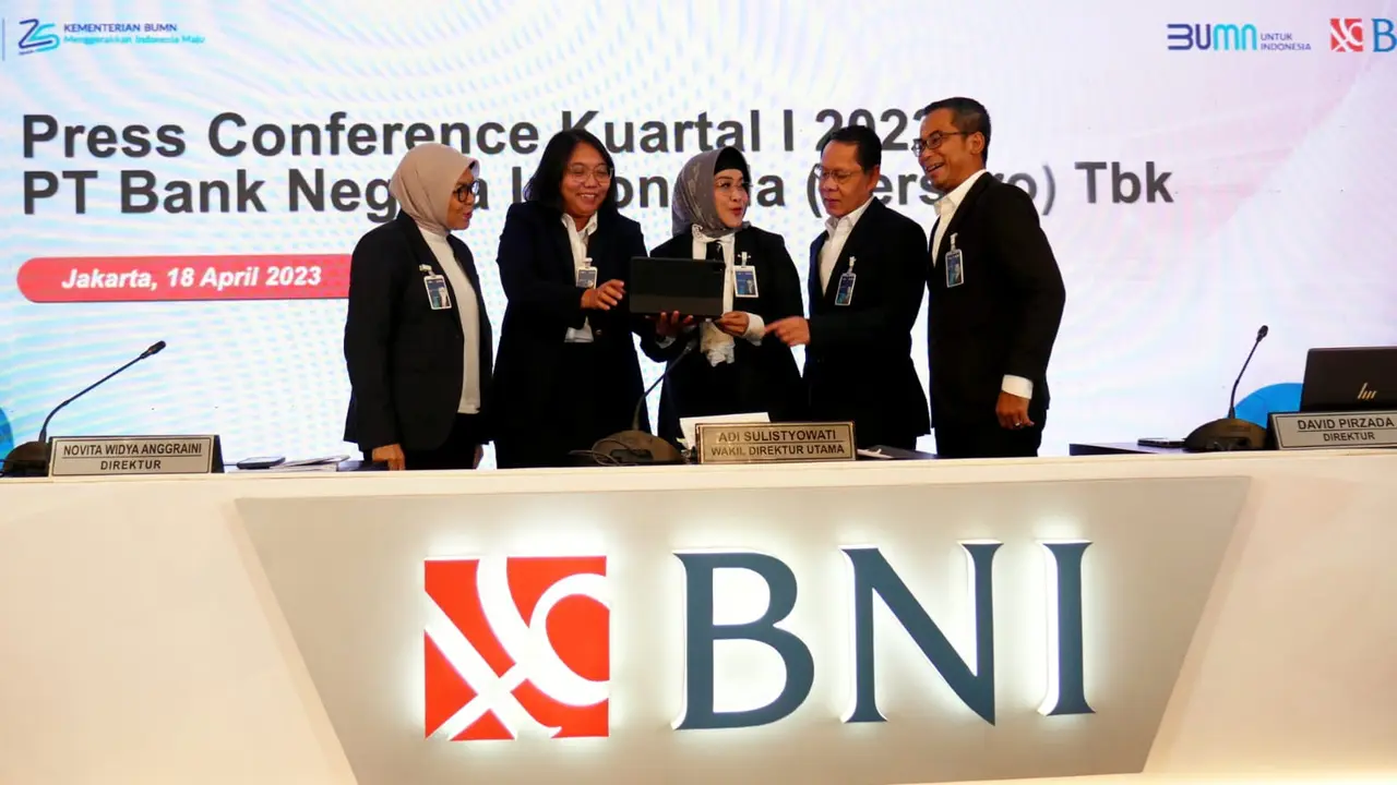 Konfrensi pers laporan keuangan kuartal I 2023 PT Bank Negara Indonesia (Persero) Tbk (BBNI), Selasa (18/4/2023). (Foto: BNI)
