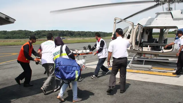 Bandara Soekarno-Hatta memperkenalkan layanan baru yakni Ambulan terbang yaitu penerbangan untuk evakuasi medis menggunakan helikopter yang dioperasikan oleh Whitesky Aviation. (Dok Angkasa Pura II)