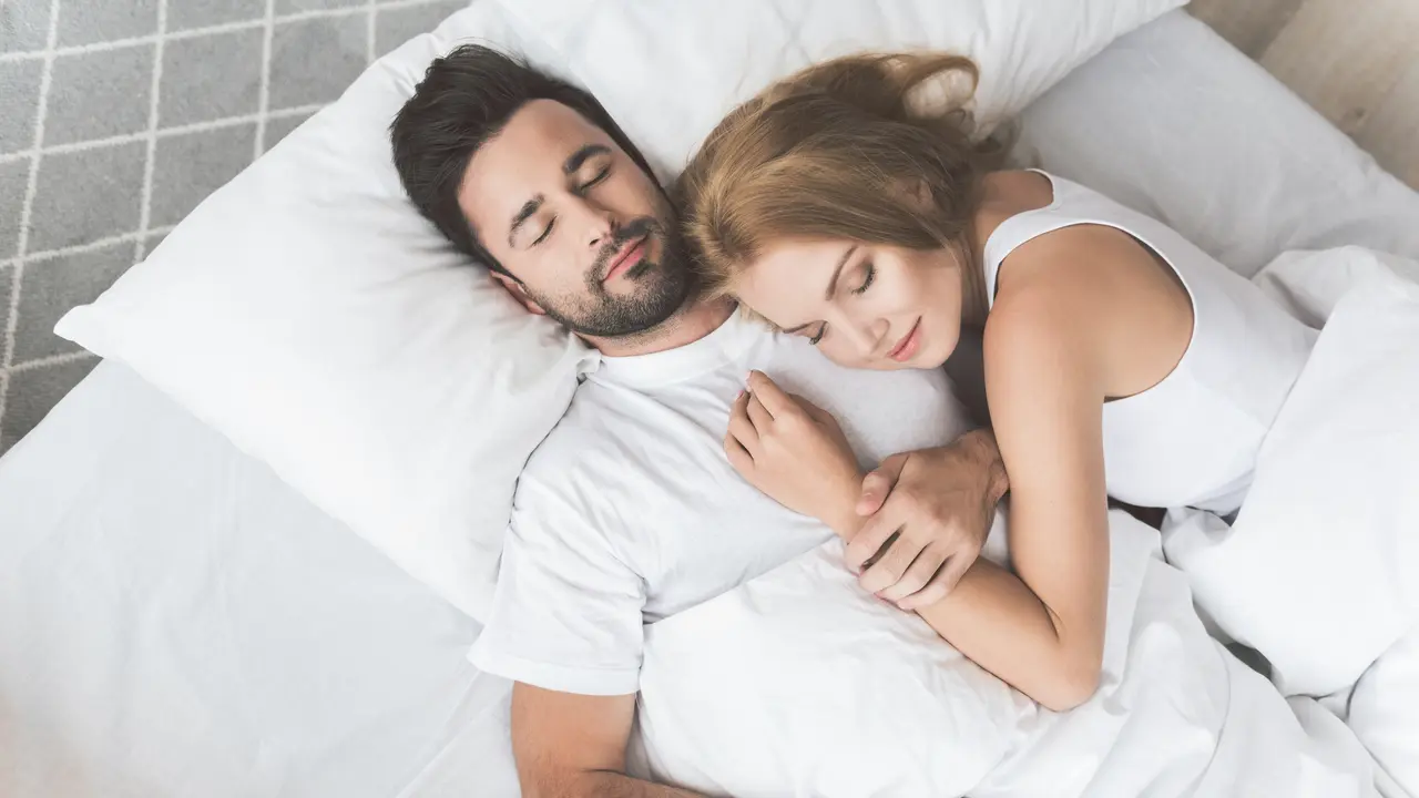 Couple tidur