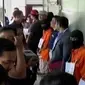 Reka ulang di halte bus Transjakarta itu mengungkap penyebab terjadinya penganiayaan.