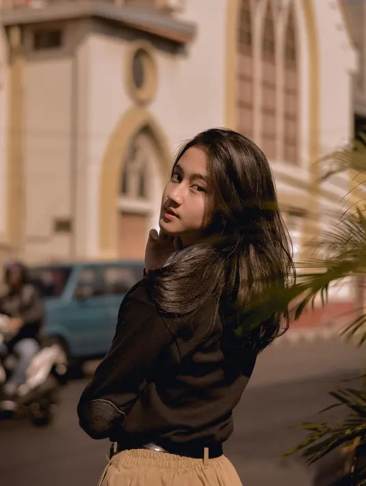 Figur Keisya Levronka dikenal publik setelah jadi salah satu kontestan ajang pencarian bakat, Indonesia Idol musim ke-10. (FOTO: instagram.com/keisyalevronka/)