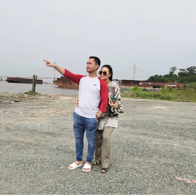Dituding Hamili Model, Ini 6 Potret Sirajuddin dan Zaskia Gotik dari Awal Nikah hingga Kini