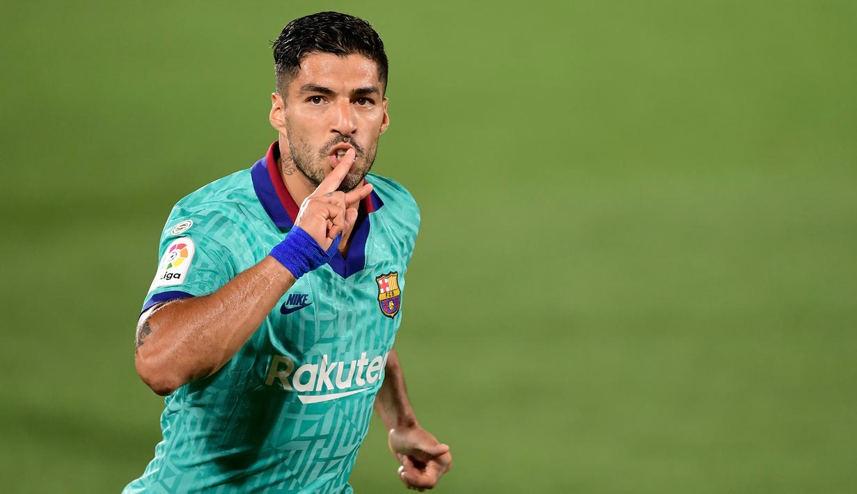 6. Luis Suarez (8 assist) - Luis Suarez menjadi pemain yang mampu mencetak gol dan memberikan assist di setiap pertandingan. Pemain asal Uruguay ini telah memberikan 8 assist dari 26 laga Barcelona di kompetisi La Liga musim ini. (AFP/Jose Jordan)
