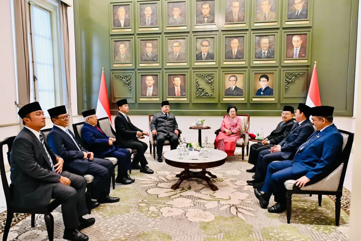 Suasana ramah tamah Presiden Prabowo dan Wapres Gibran dengan Megawati dan Jusuf Kalla