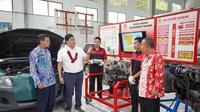 PT TMMIN Serahkan Donasi Toyota Fortuner Sebagai Alat Praktek SMKN 2 Salatiga
