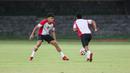 Pemain Timnas Indonesia, Rafael Struick melakukan latihan resmi jelang laga terakhir Grup B Piala AFF 2024 melawan Filipina di Stadion Sriwedari, Solo, Jawa Tengah, Jumat (20/12/2024). (Bola.com/Abdul Aziz)