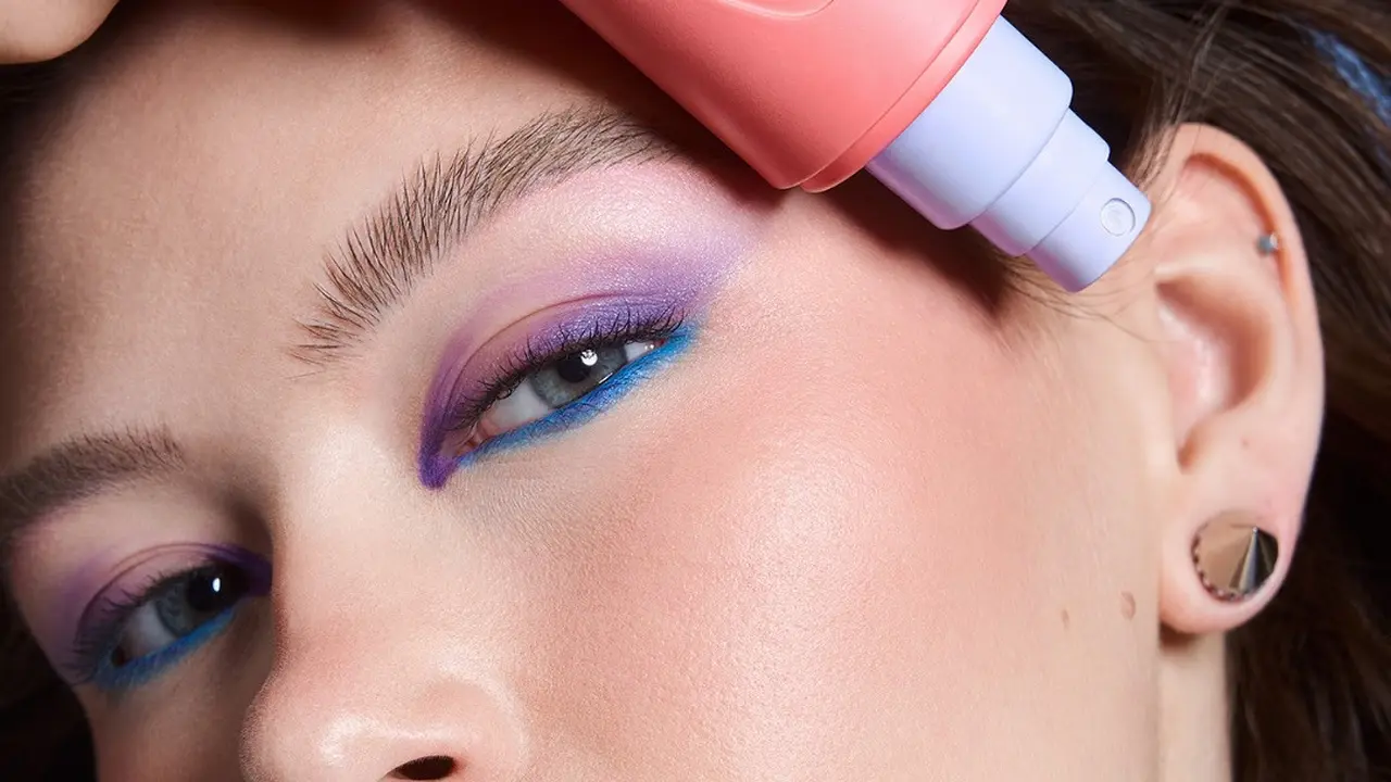 Urban Decay Kembali ke Indonesia, Bawa Setting Spray Formulasi Baru