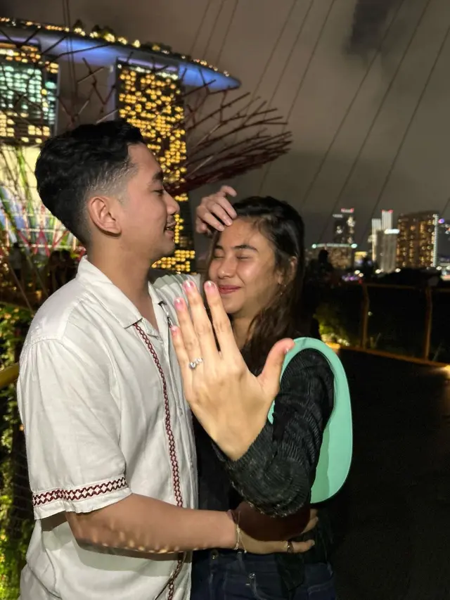 Sudah Dilamar, Ini 6 Potret Adinda Thomas dan Kekasih yang Jarang Tersorot
