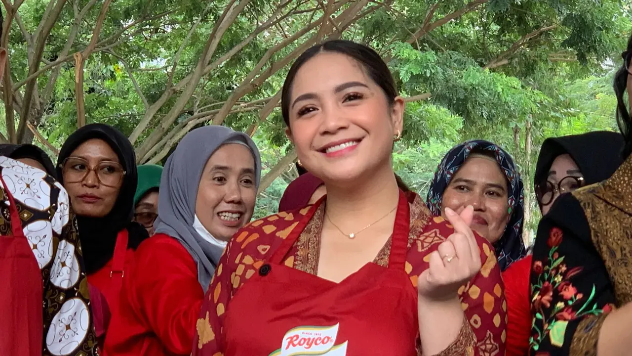 Nagita Slavina saat menghadiri acara Hari Gizi Nasional di Jakarta