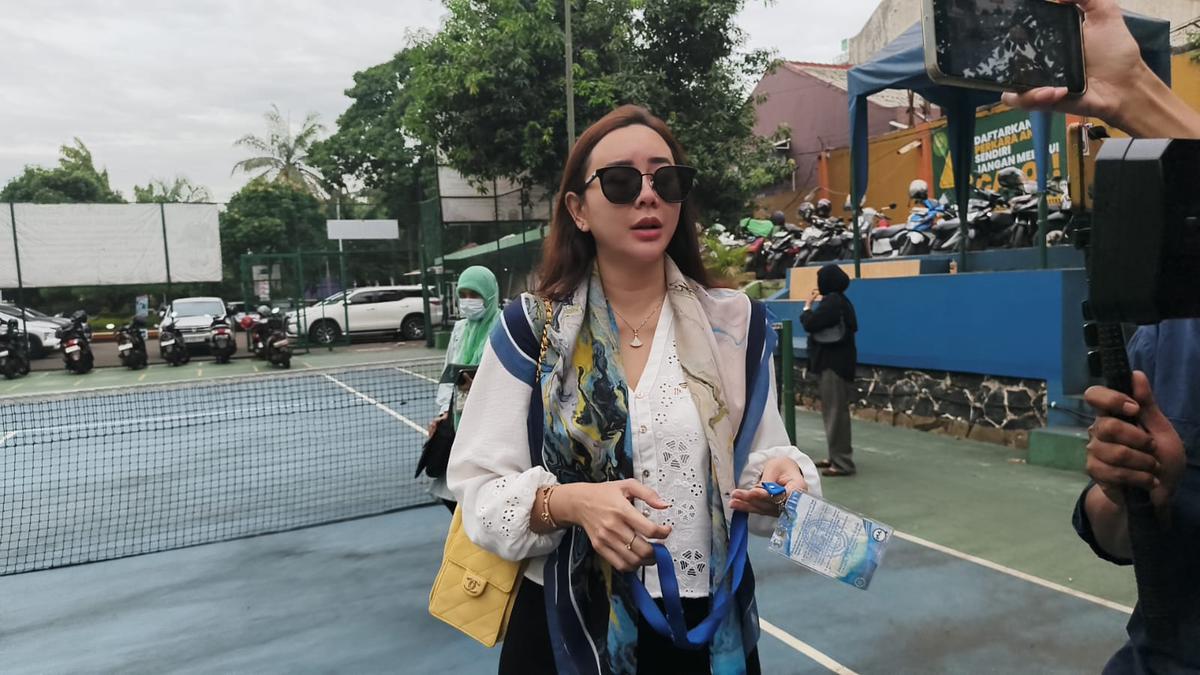 Pisah Sejak Bayi, Aura Kasih Sebut Anak Tak Pernah Tanyakan Ayah Kandung