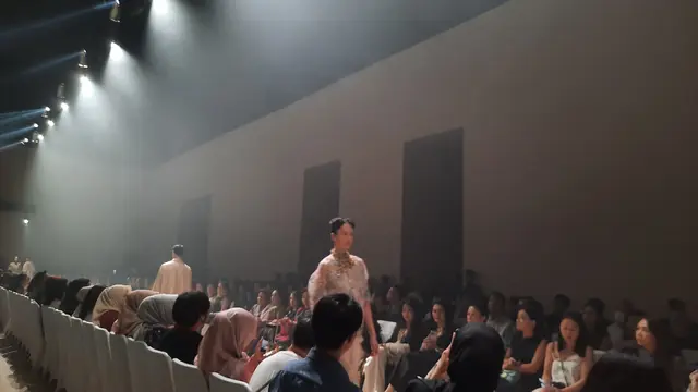 Biyan Keluarkan Koleksi Spring Summer 2025 yang Terinspirasi dari Gaya Klasik Abad 18 dan Sentuhan Floral