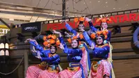 Melalui "Indonesian Culture Festival", jaringan pusat perbelanjaan Lippo Malls menampilkan keindahan budaya Indonesia melalui aktivitas beragam di area mal, mulai dari festival busana, kuliner, serta tari daerah. (Foto: Istimewa)