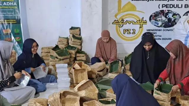 Penyembelihan dan pembagian hewan kurban