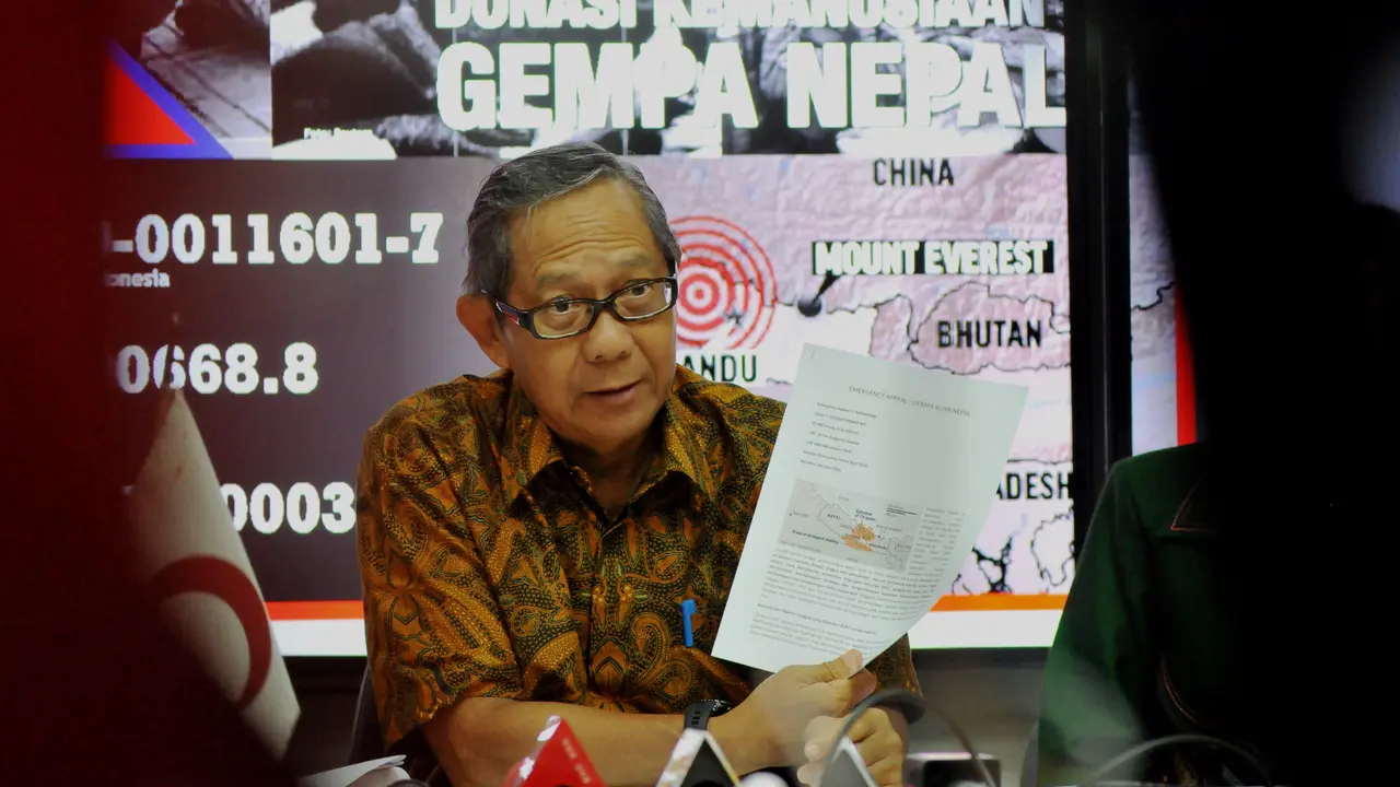 Ketua Pelaksana Harian PMI Pusat Ginandjar Kartasasmita
