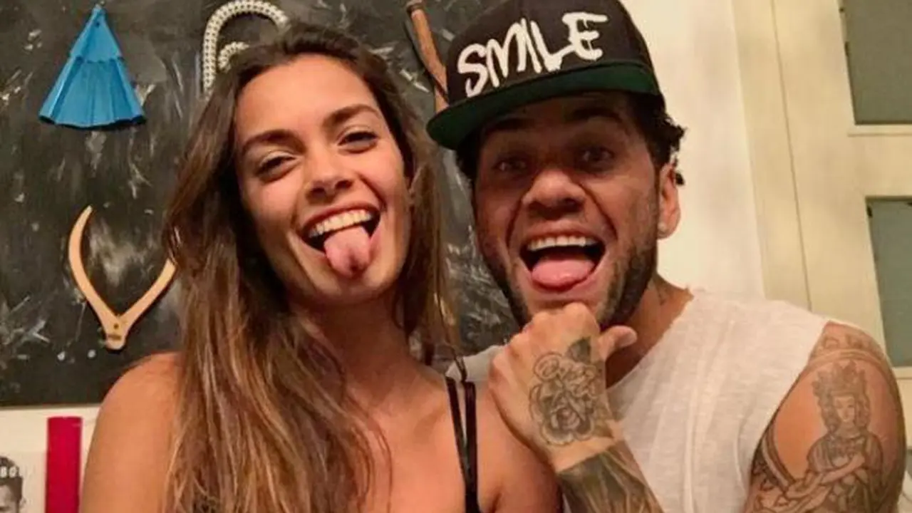 Joana Sanz dan Dani Alves