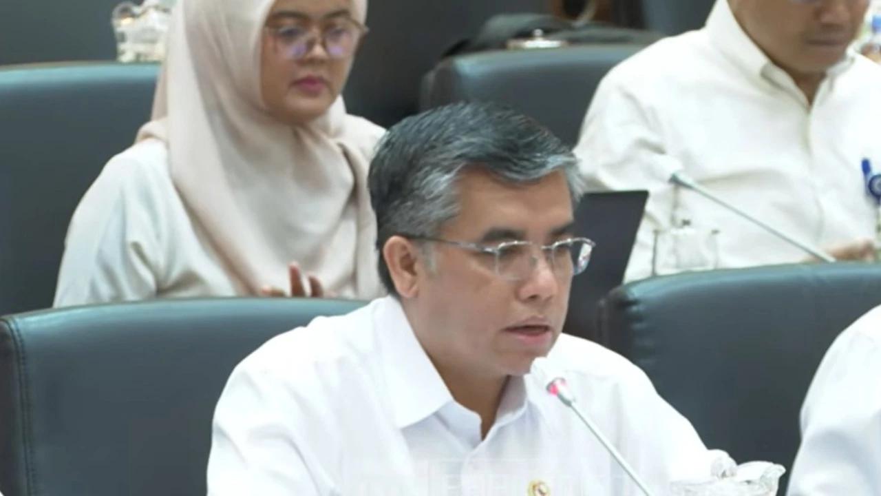 Antusiasme Peserta dan Perusahaan Tinggi, Menaker Yassierli Usul Kuota Magang Nasional 2026 Ditambah Jadi 150 Ribu