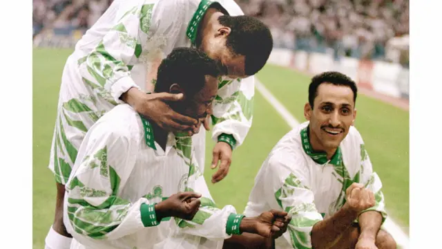 Mohammed Al-Khilaiwi (duduk kiri), (Photo: AFP)