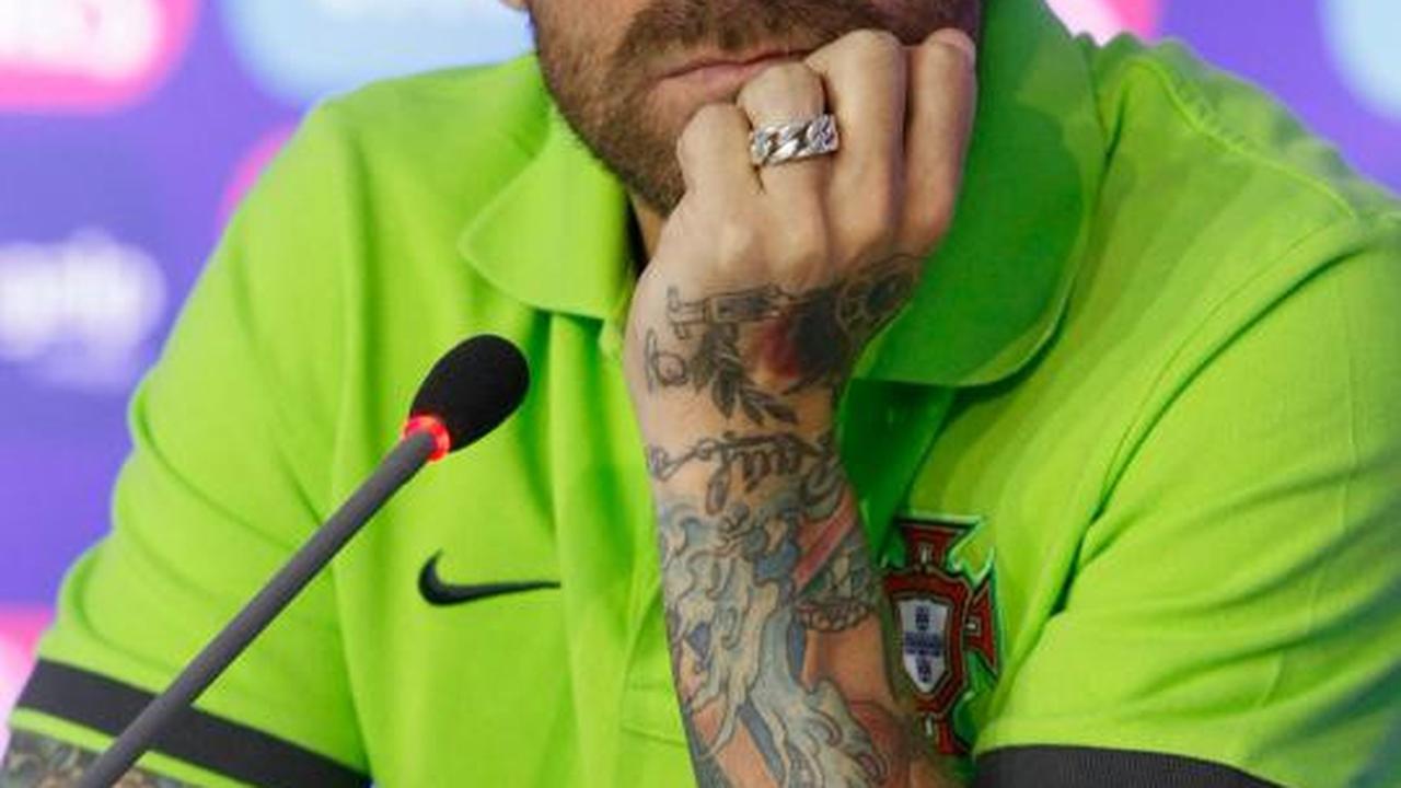 Bintang sepak bola bertato di Euro 2012