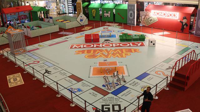 Taman Bermain Monopoli Memberi Hadiah Emas Satu Kilogram Untuk Yang Beruntung