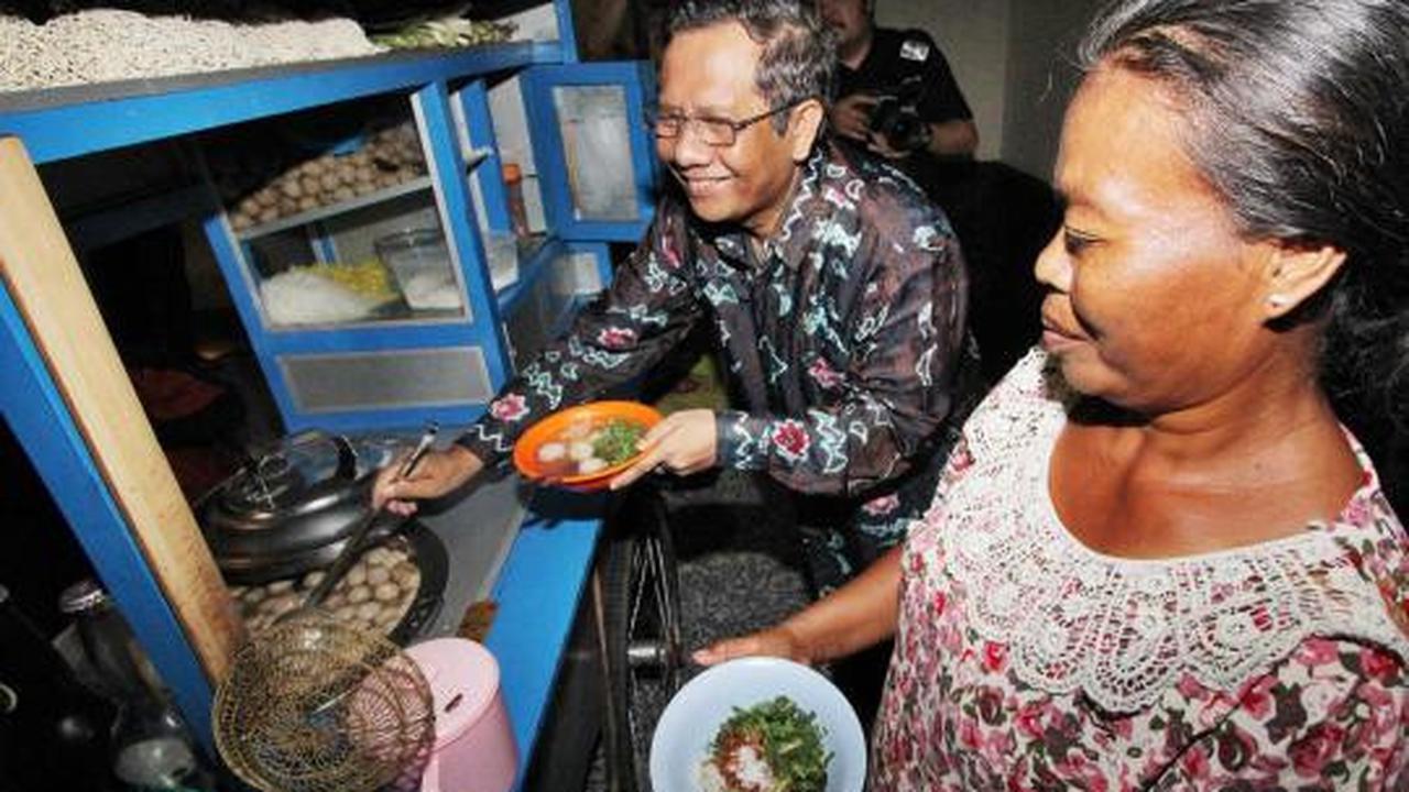 Mahfud MD beri dukungan kepada tukang bakso
