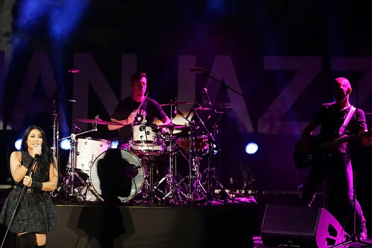 [Fimela] Anggun C Sasmi -Prambanan Jazz 2019