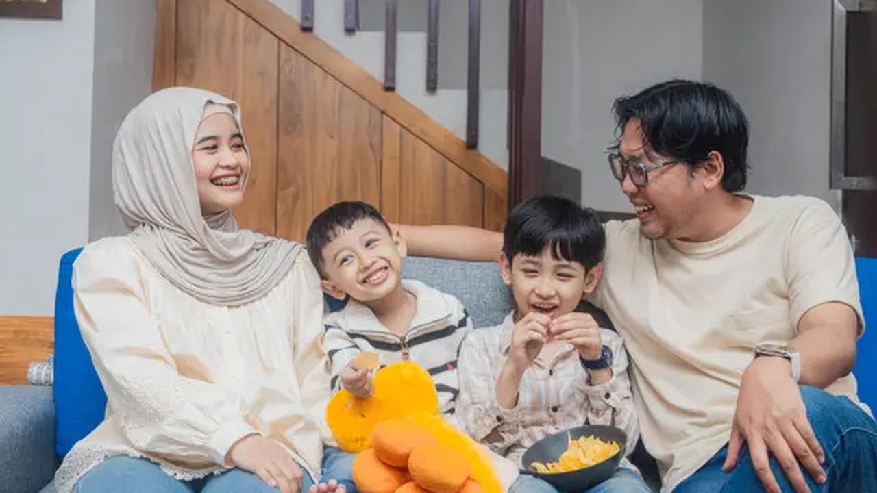 Kenali Gejala Hyper Parenting demi Kebaikan Anak