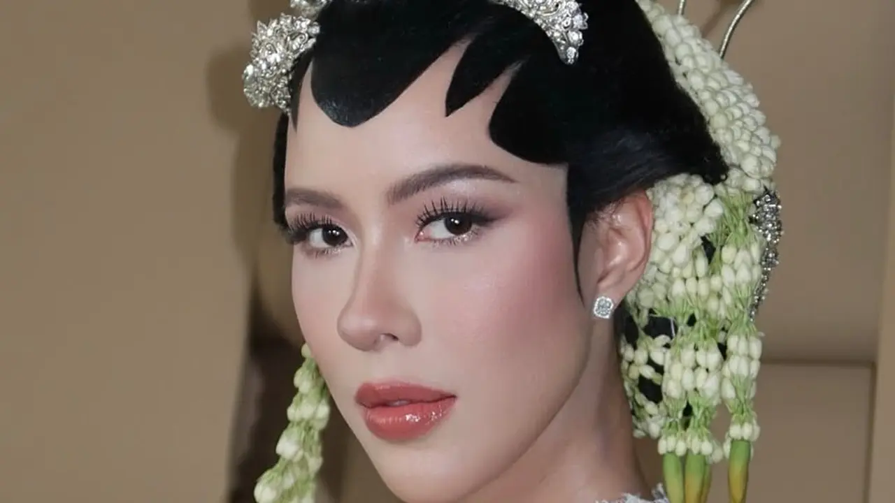 Pesona Ayu Patricia Schuldtz Saat Dipinang Cucu Soeharto, Cantik Maksimal dalam Pulasan Soft Makeup