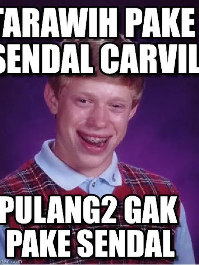 7 Meme Nyeleneh saat Shalat Tarawih, Anak Kecil Pasti Selalu Bikin Ulah