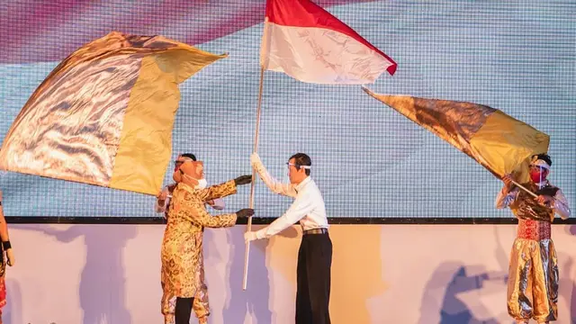 7 Potret Parade Seni Budaya Surabaya 2020 Digelar Virtual, Tri Rismaharini Baca Puisi