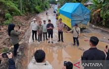 Gubernur Kaltim Desak Percepatan Perbaikan Jalan Nasional Kutai Barat-Mahulu, Vital untuk Ekonomi Daerah