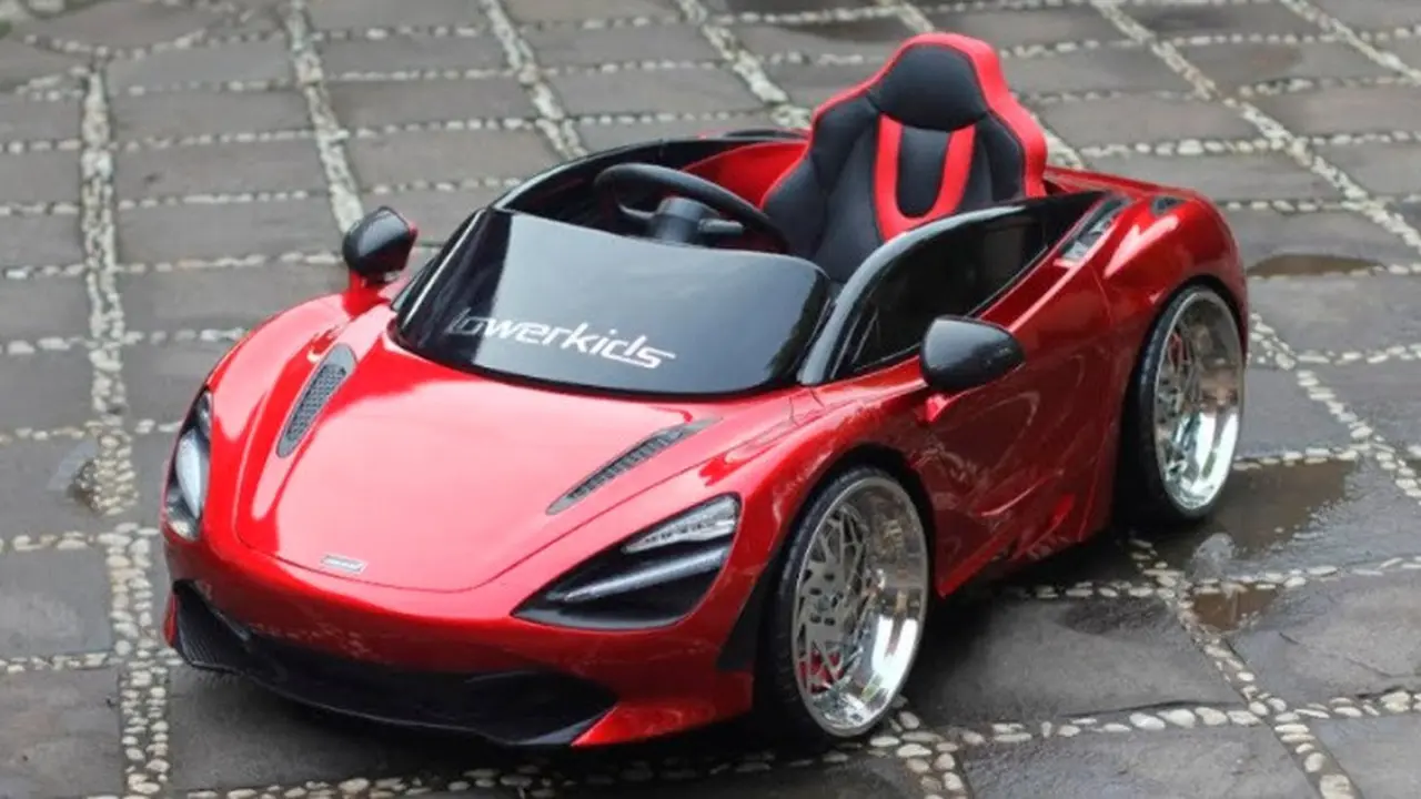 Mobil mainan