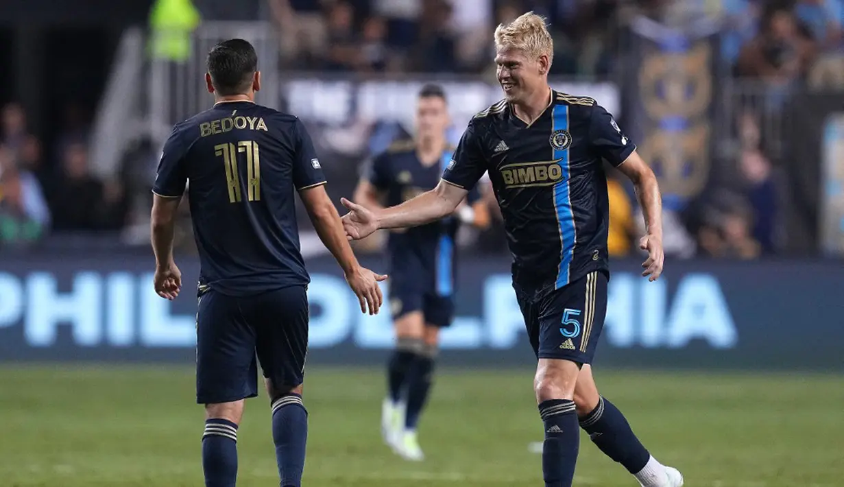 Philadelphia berhasil menipiskan jarak di babak kedua. Pada menit ke-75, Alejandro Bedoya menyambar bola kemelut sepak pojok di depan gawang Miami. Tembakannya gagal dihalau kiper Drake Callender, mengubah skor menjadi 1-3. (Mitchell Leff/Getty Images/AFP)