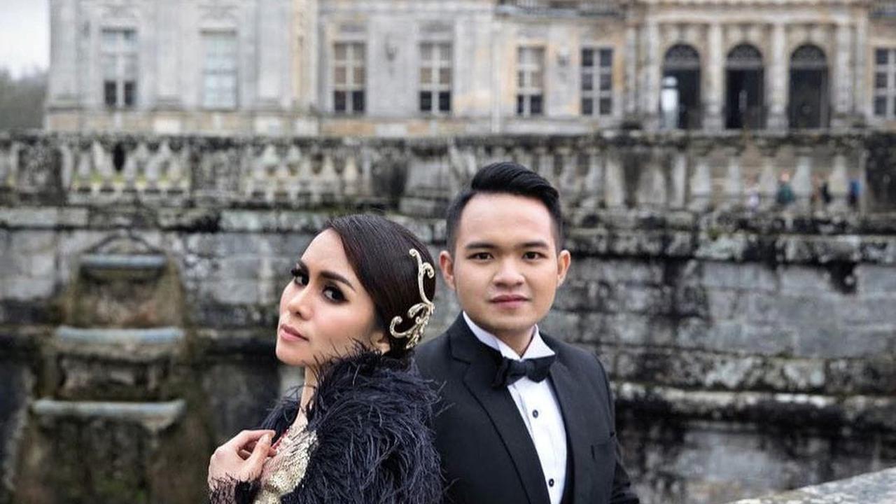 Apa Pekerjaan Nicola Reza Samudra? Ini Profil Pengusaha Sukses Suami Momo Geisha
