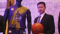 CLS Knights Surabaya akan tampil berbeda pada ASEAN Basketball League 2017-2018 karena menggunakan jersey dan logo anyar. ABL musim baru resmi di-launching di Manila, Selasa (17/10/2017). (Bola.com/Zulfirdaus Harahap)
