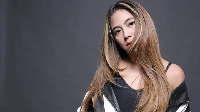 [Bintang] Video: Melbourne Buat Nadia Vega Makin Cinta dengan Musik