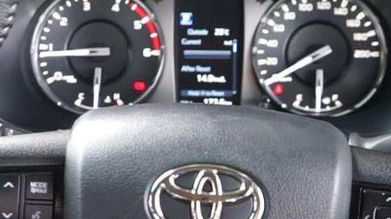 <b>Kebiasaan Buruk Saat Mematikan Mesin Mobil</b><br>