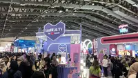 Suasana Jakarta X Beauty (JXB) 2023 hari pertama yang berlangsung di Jakarta Convention Center (JCC) Senayan, Jakarta, 3 Agustus 2023. (Liputan6.com/Asnida Riani)