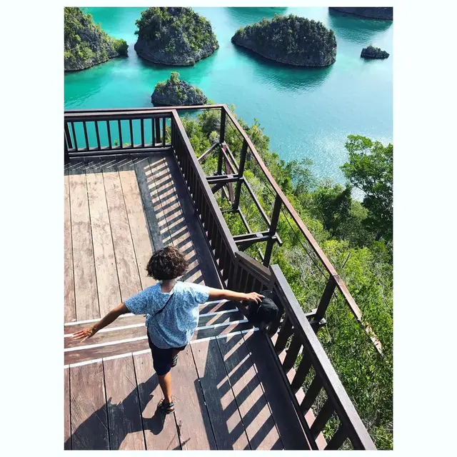 Mira Lesmana di Raja Ampat, Papua Barat. (Foto: Dok. Instagram @mirles)