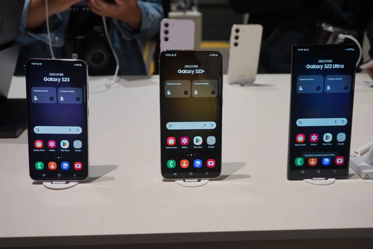 Samsung Galaxy S23, Galaxy S23 Plus, dan Galaxy S23 Ultra dirilis dalam event Galaxy Unpacked 2023, Rabu (2/1/2023) dini hari. (Liputan6.com/ Agustin Setyo W)