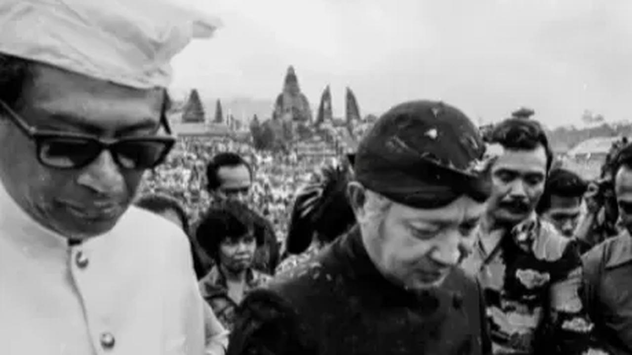Posisi Wapres digantikan BJ Habibie. Tak lama, reformasi bergulir dan kepemimpinan Soeharto tumbang digantikan BJ Habibie.