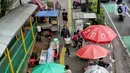 Namun, tidak semua trotoar layak digunakan oleh pejalan kaki. (Liputan6.com/Angga Yuniar)