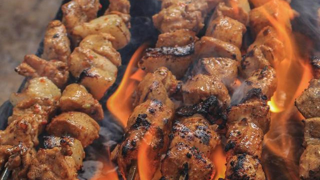 6 Rekomendasi Tempat Makan Sate di Puncak Bogor yang Paling Enak dan Wajib Dicoba di 2025