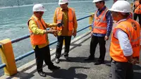 Teluk bayur, dalam segi pembangunanya tidak terindikasi menggunakan investasi dari dana global bond 