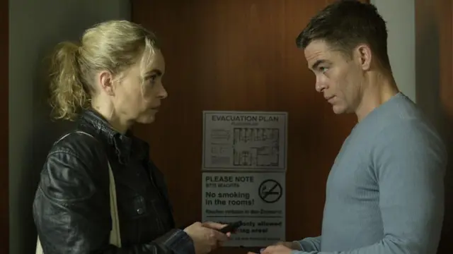 Film The Contractor