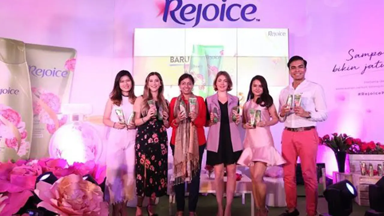 Rejoice Perfume Shampoo./Copyright Vemale