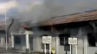 Lapas Kelas II-B Piru, Maluku, disimpulkan sengaja dibakar dalan kerusuhan Kamis kemarin. 