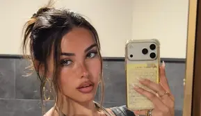 Madison Beer Dilamar Justin Herbert, Umumkan Pertunangan Lewat Momen Romantis
