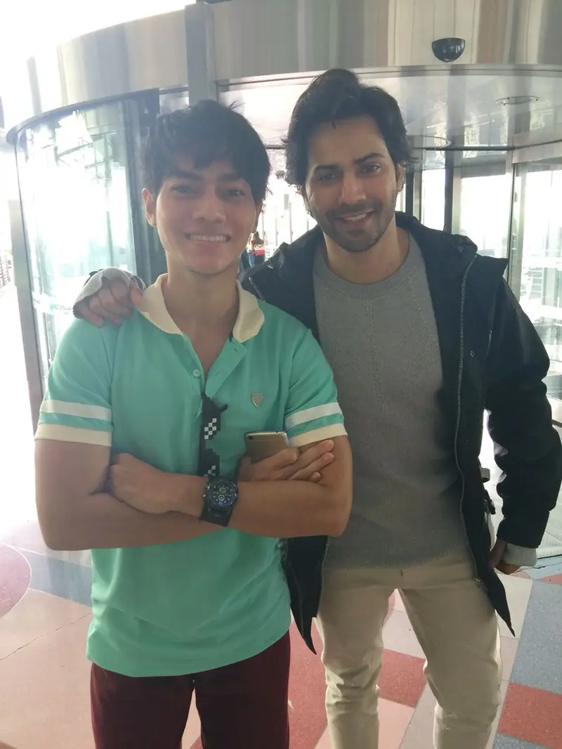 Satria Mulia dan Varun Dhawan